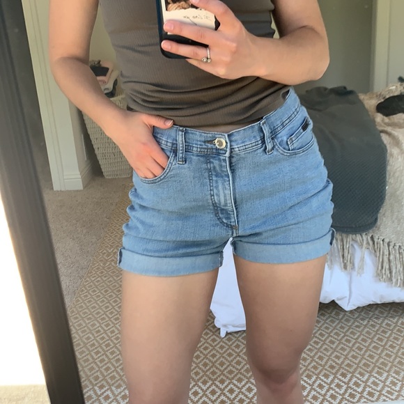 Lee Light Wash Jean Shorts - Picture 4 of 10